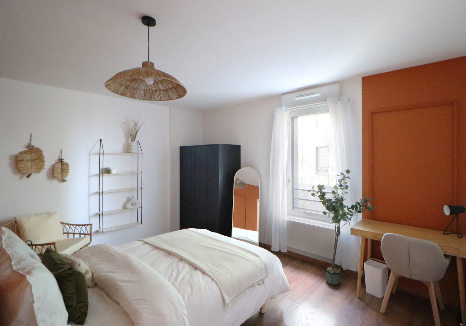 Chambre contemporaine de 14 m² à louer en coliving - LIL03