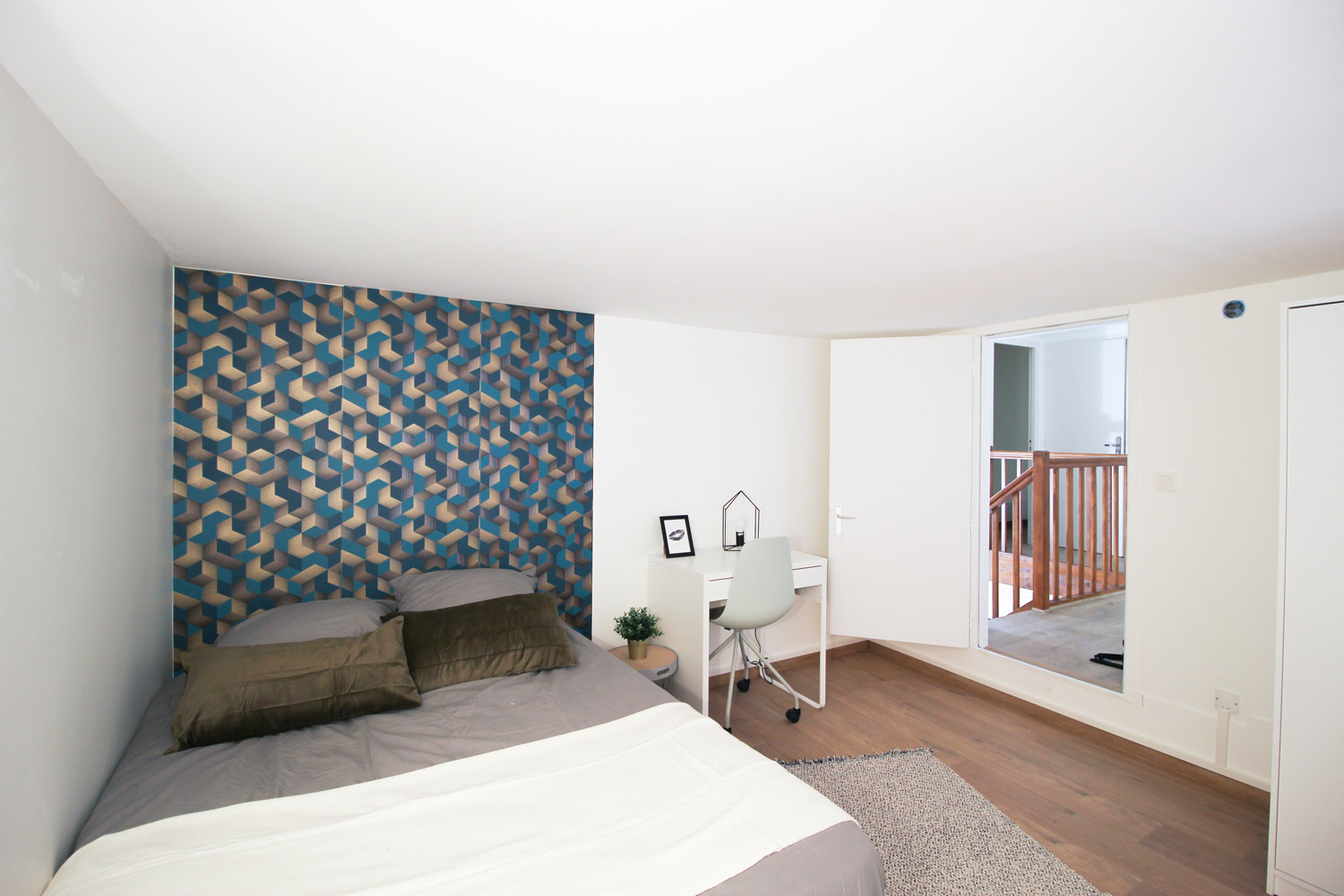 Chambre agréable et confortable – 12m² - LY03