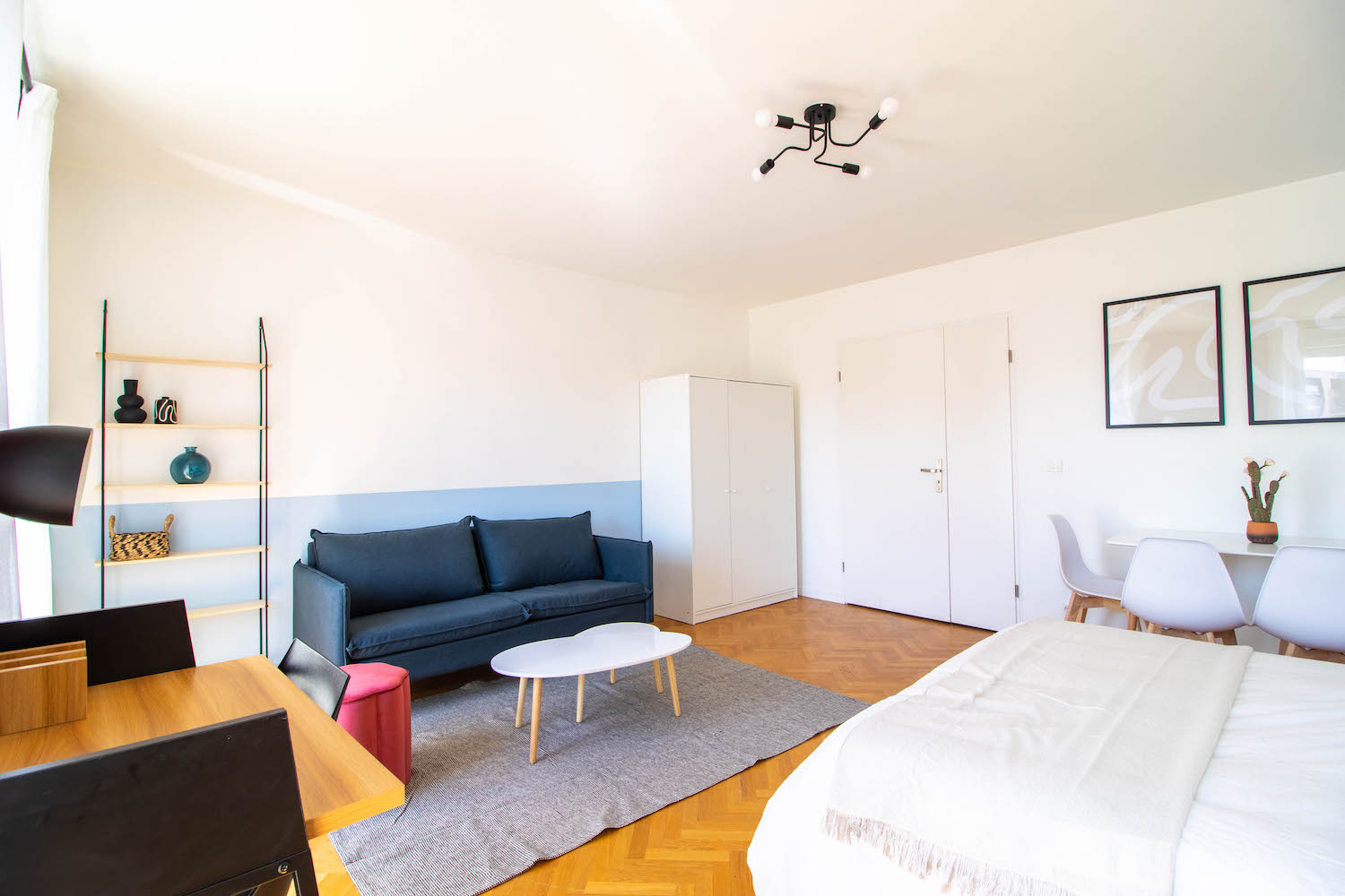 Très grande chambre de 23m² à Saint-Denis - SDN09