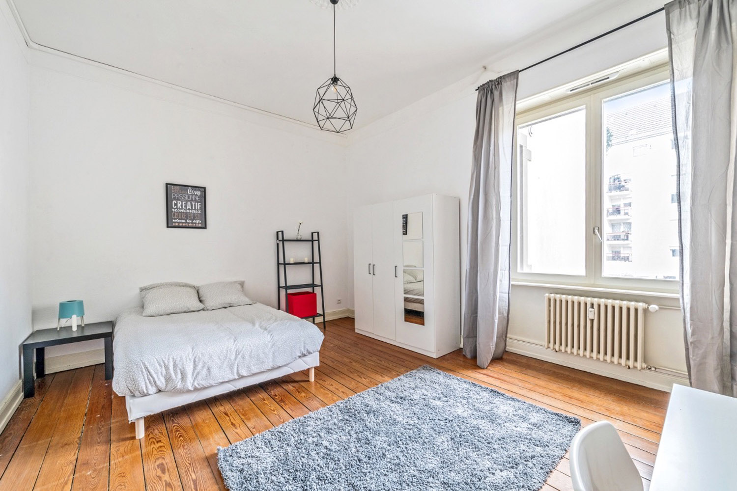 Chambre spacieuse et lumineuse - 22m² - ST31