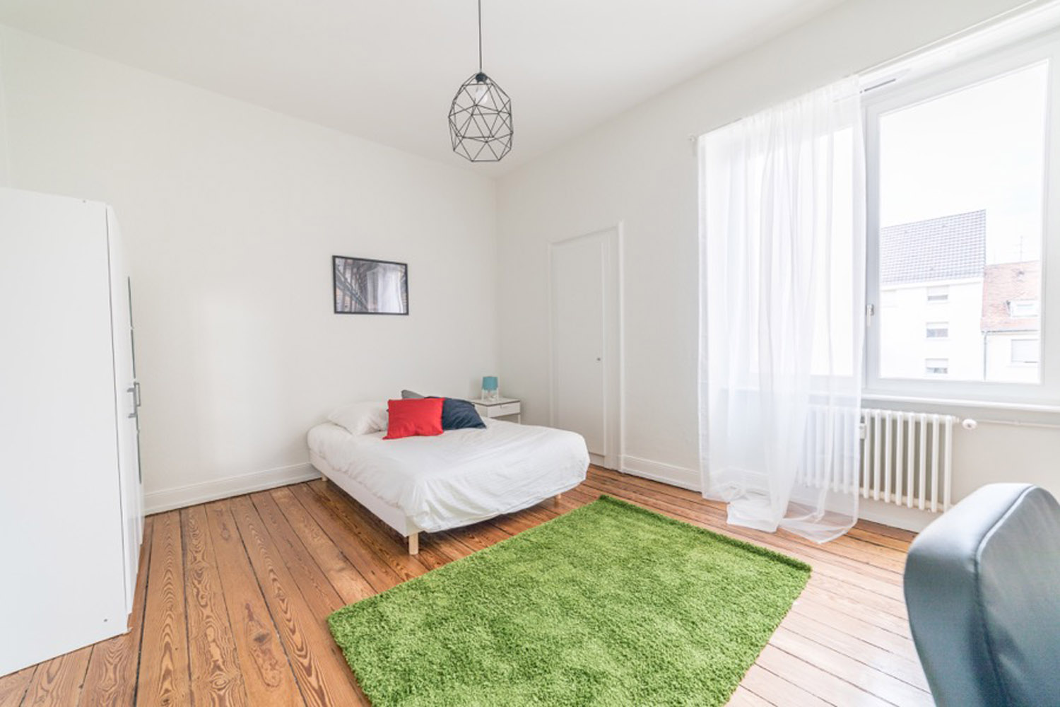 Grande chambre lumineuse - 22m² - ST45